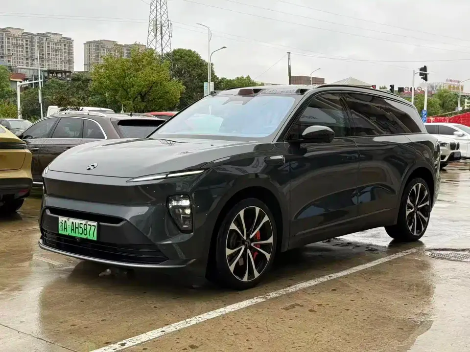 NIO ES8 100kWh Signature Edition 2023