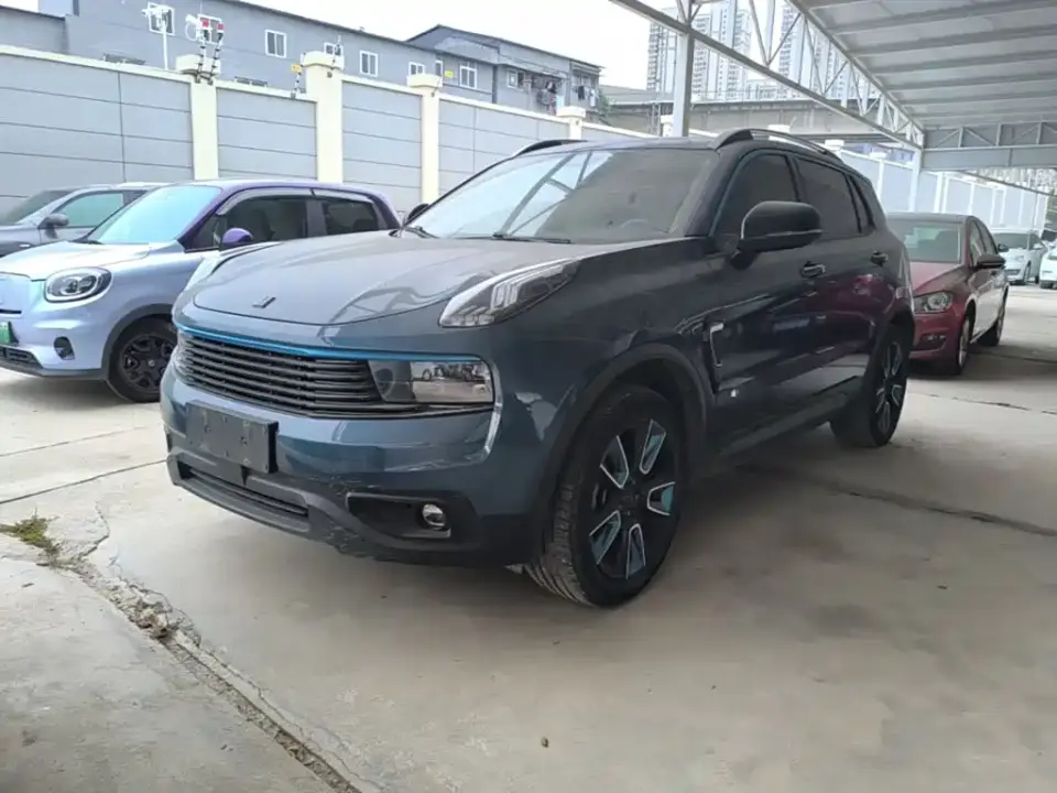 Lynk & Co 01 2.0T 2WD Pro Shine Edition 2019