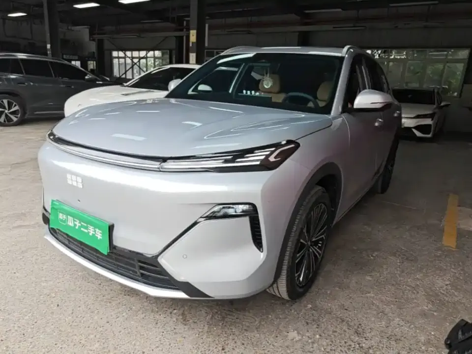 Geely Galaxy Galaxy Starship 7 EM-i 120km Navigation Edition 2025