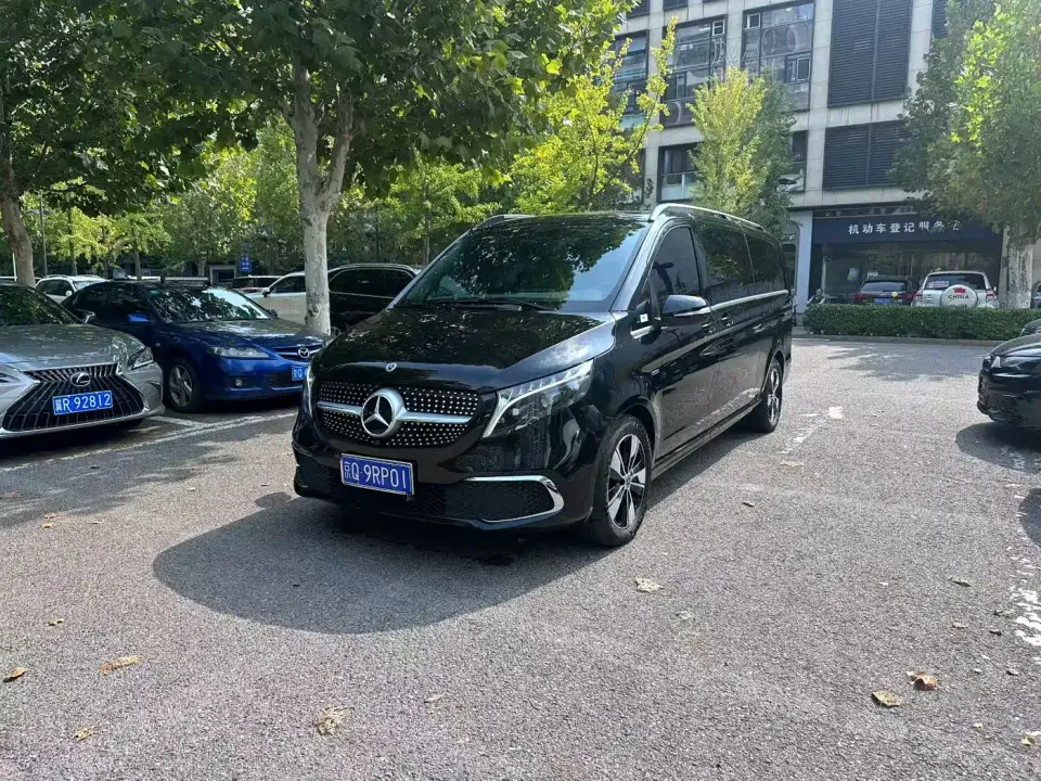 Mercedes-Benz V-Class V 260 L Long Wheelbase Prestige Edition 2023
