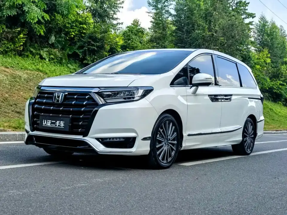 Honda Elysion 2.0L e:HEV Luxury 2022