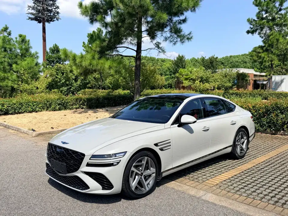 Genesis G80 2.5T 4WD Luxury Edition 2024