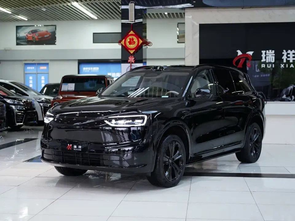 AITO Wenjie AITO M7 Extended Range Max AWD 5-seater 2025
