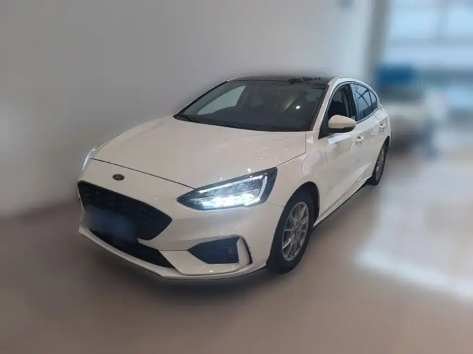Ford Focus Hatchback EcoBoost 180 Auto Trend 2022
