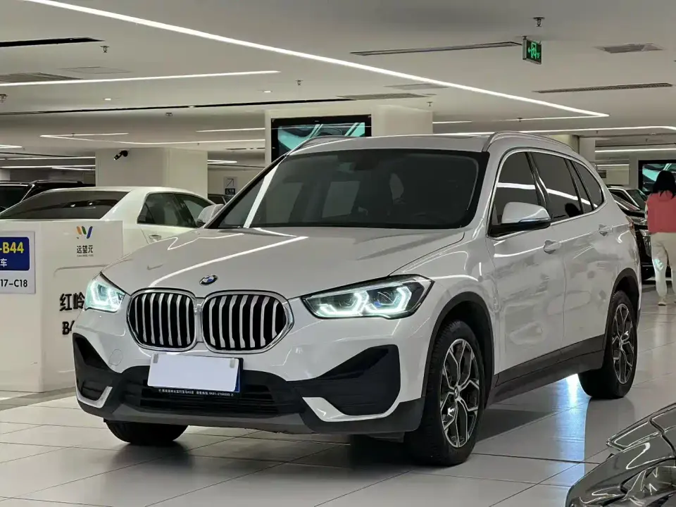 BMW X1 sDrive25Li Leading 2022