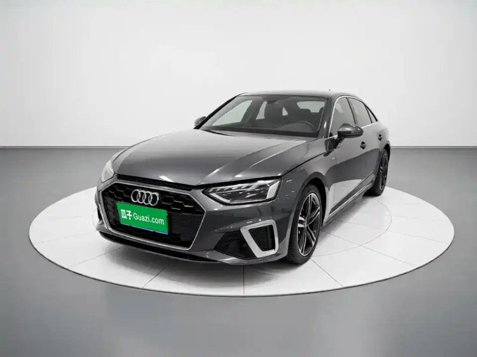 Audi A4L 40 TFSI Luxury Dynamic 2021
