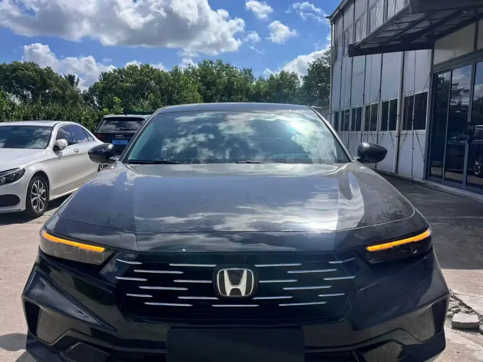 Honda Accord 260TURBO Luxury Edition 2025