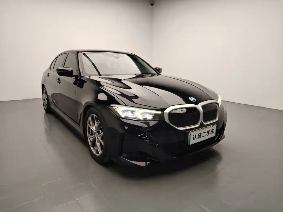 BMW i3 eDrive 35 L 2023