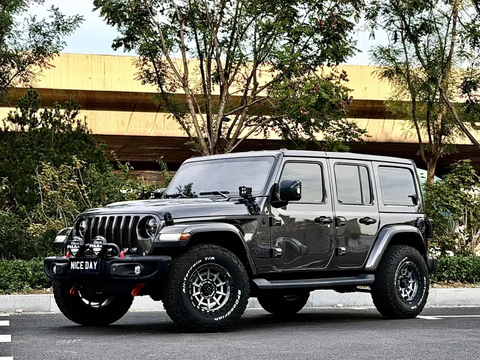 Jeep Wrangler 2.0T Highland 4-Door 2022