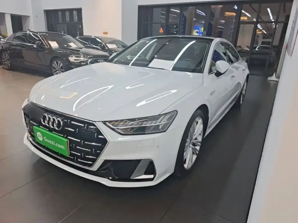 Audi A7L 45 TFSI quattro Premium Luxury 2025