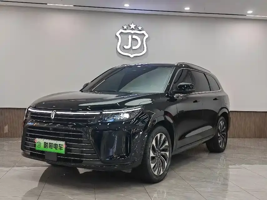 AITO Wenjie AITO M7 1.5T Smart AWD Max Edition 5-Seater 2023
