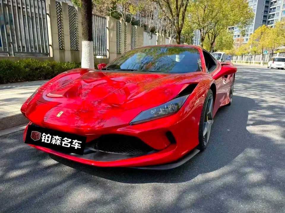 Ferrari F8 Tributo 3.9T V8 2021