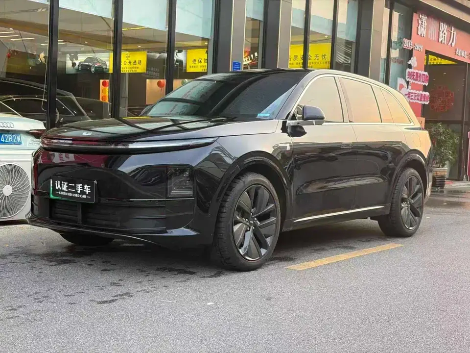 Li Auto L6 Pro 2025