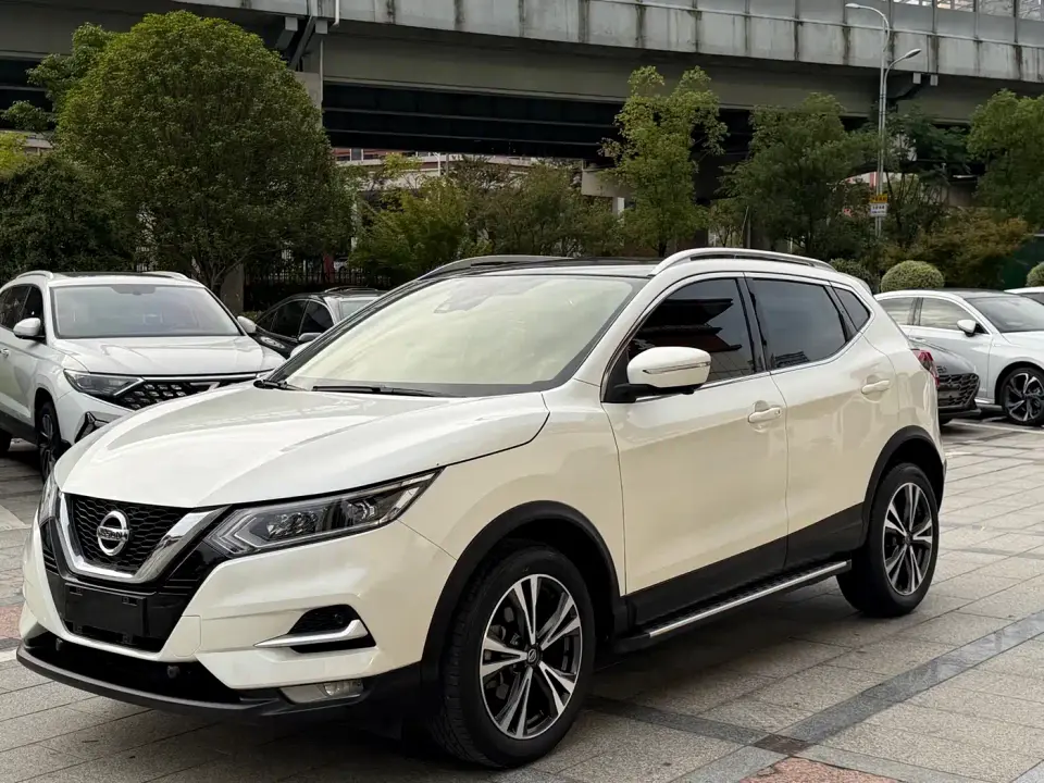 Nissan Qashqai 2.0L CVT XV Prem Luxury Edition 2022