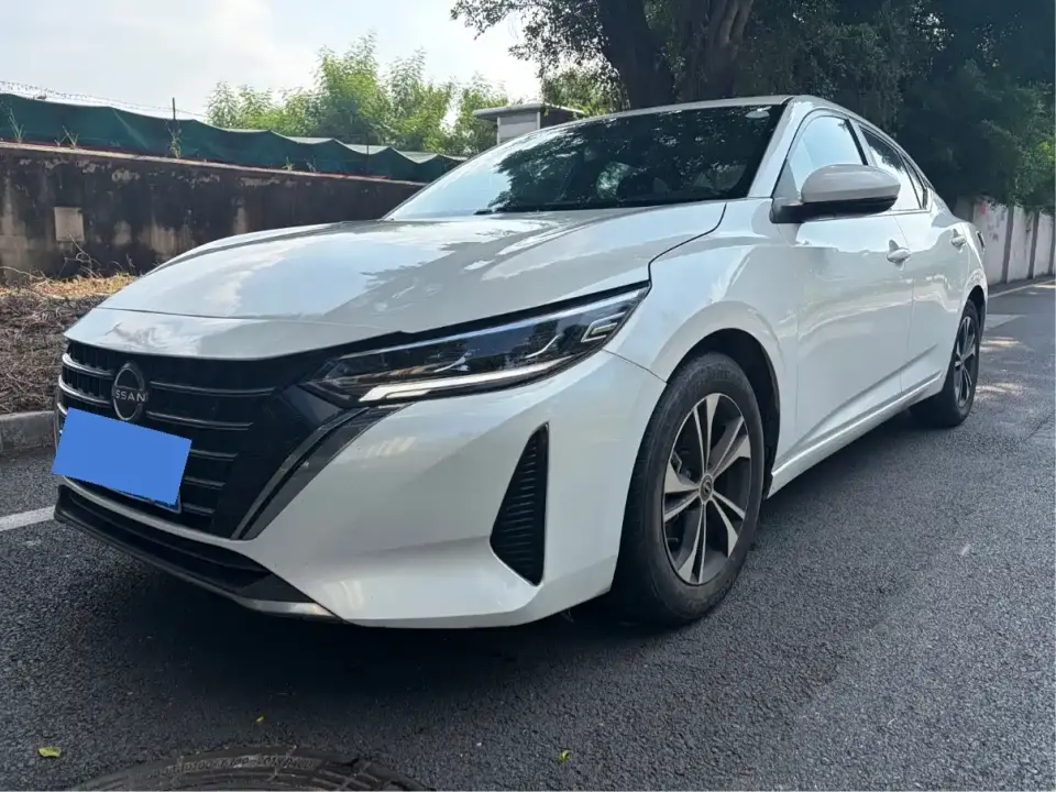 Nissan Sylphy 1.6L CVT Deluxe Edition 2024