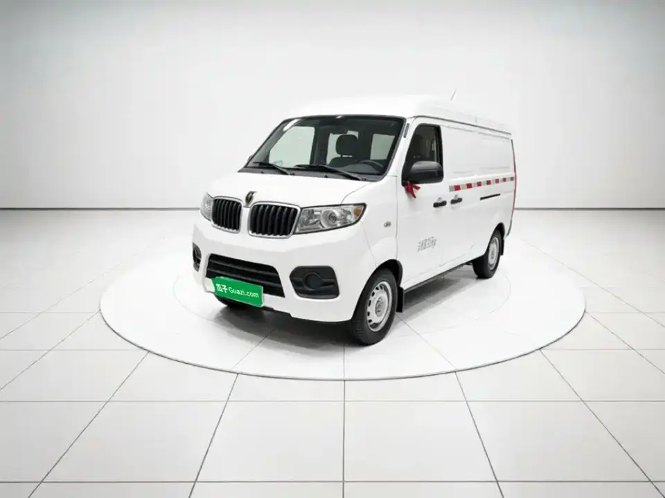 Jinbei New Hiace X30L 1.5L Super Comfort Van 2/5-seater Non-AC Version SWC15M 2025