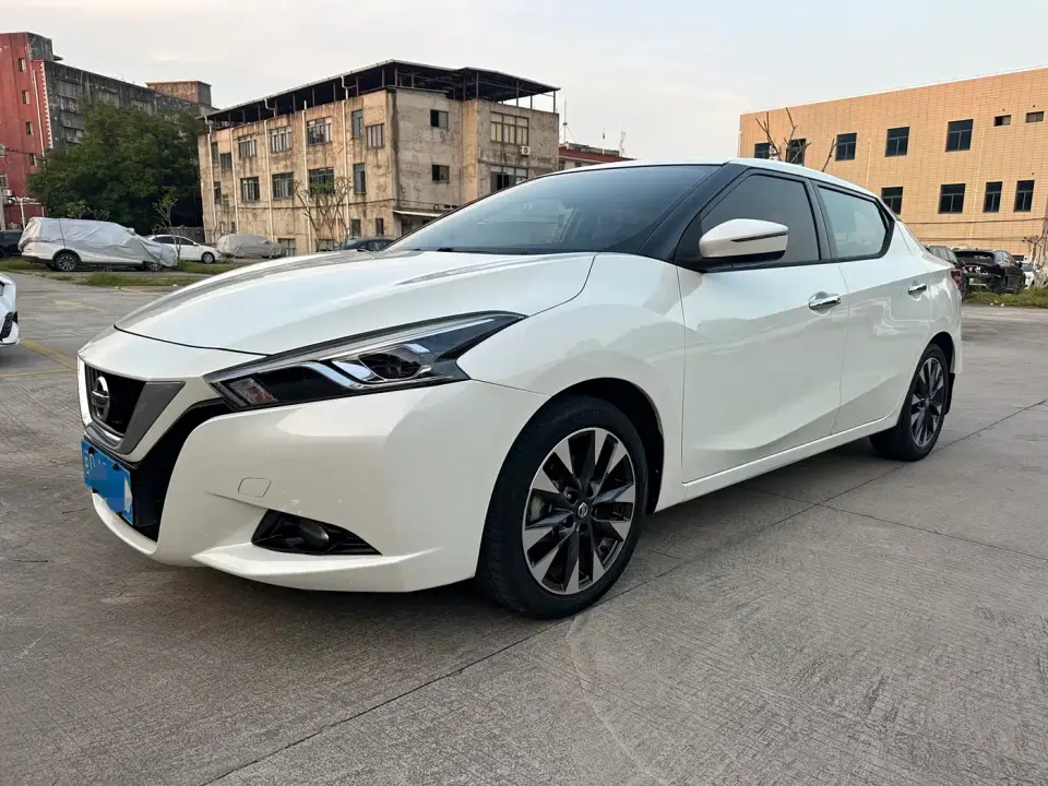 Nissan Bluebird 1.6L CVT Smart Cool Sound Edition 2019