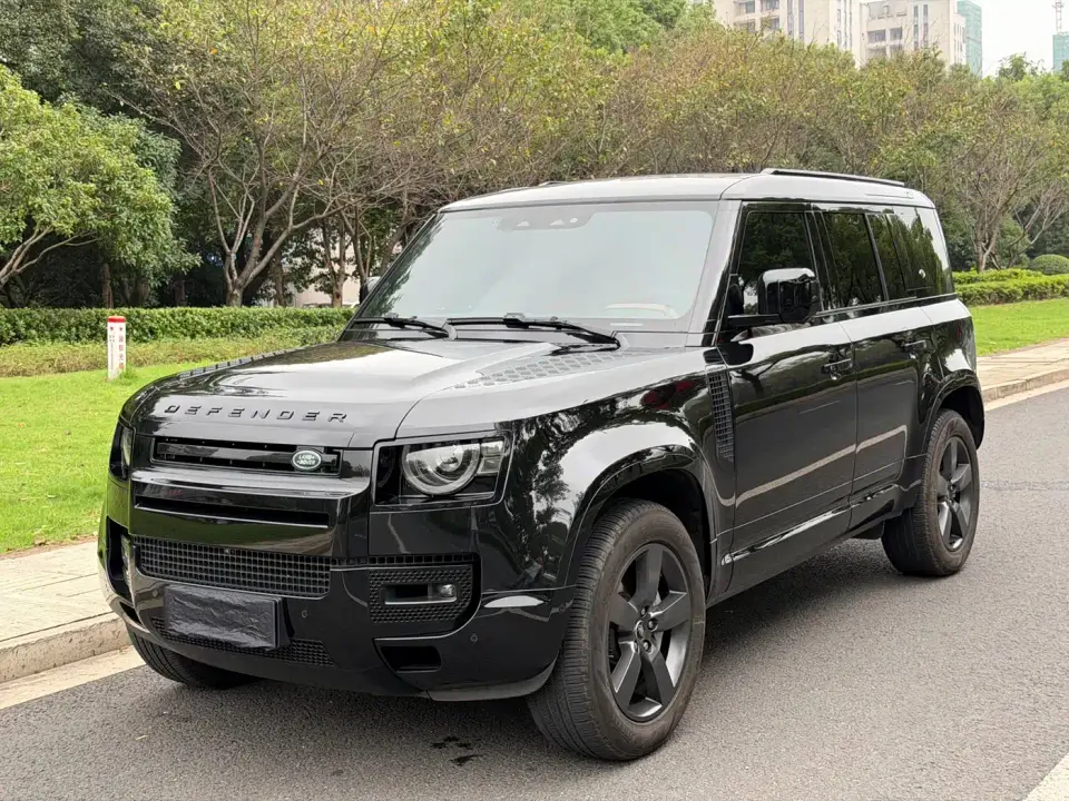 Land Rover Defender 110 3.0T P400 X-DYNAMIC HSE 2024