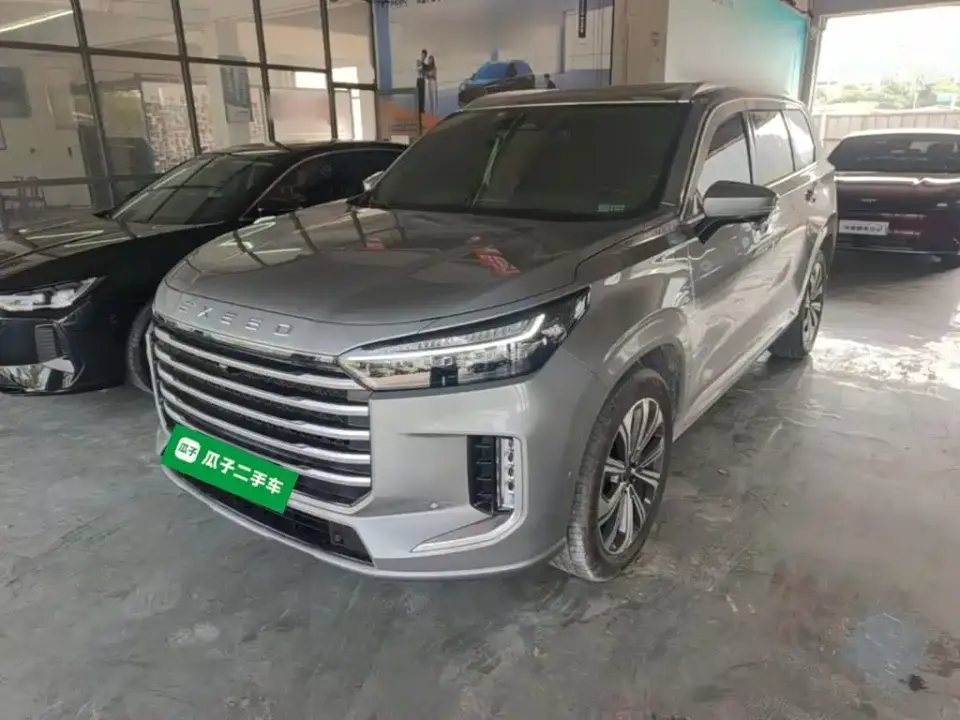 Exeed Landmark International Edition 400T 4WD Star Premium 7-Seater 2024