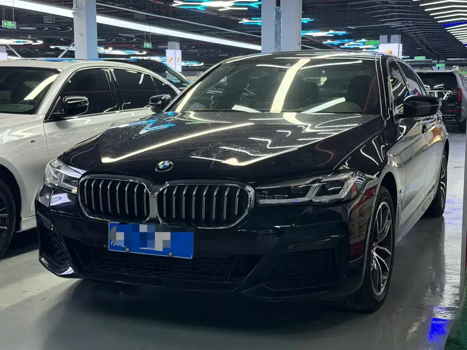 BMW 5 Series 525Li M Sport Package 2023