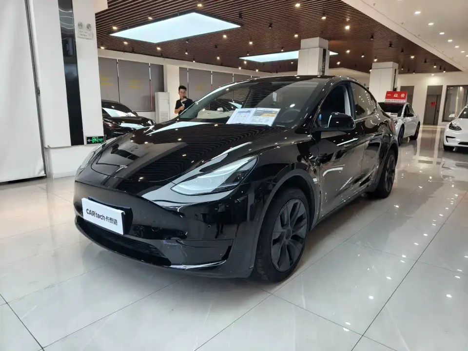 Tesla Model Y Rear-Wheel Drive Edition 2023