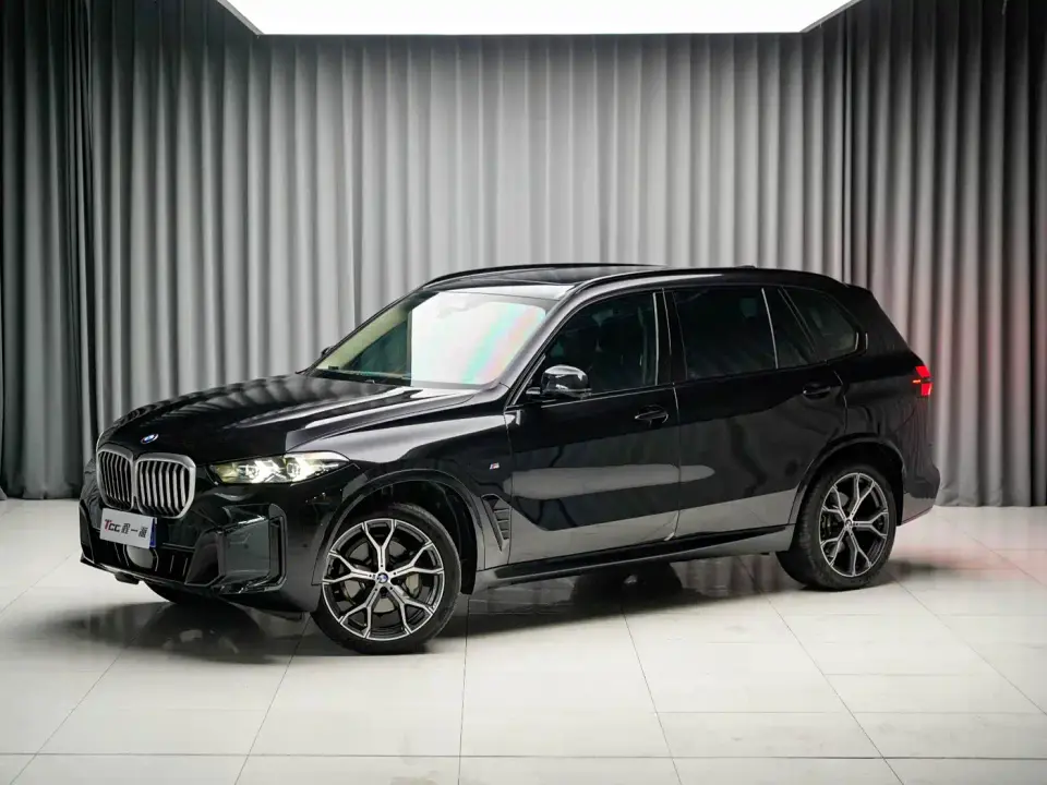 BMW X5 xDrive 30Li Premium M Sport Black Night Package 2024