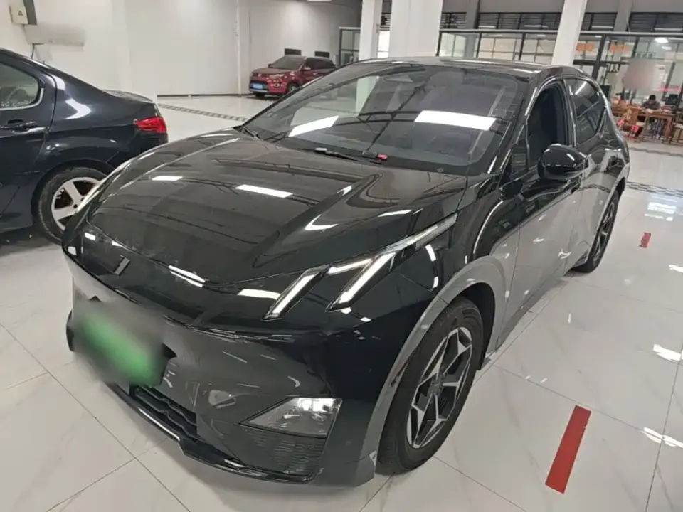 Lynk & Co Z20 175kW 2025