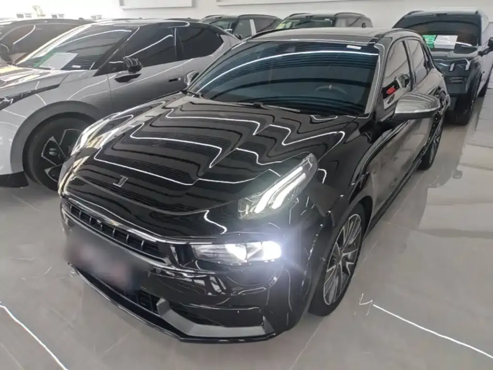 Lynk & Co 02 Hatchback 2.0TD Halo 2022