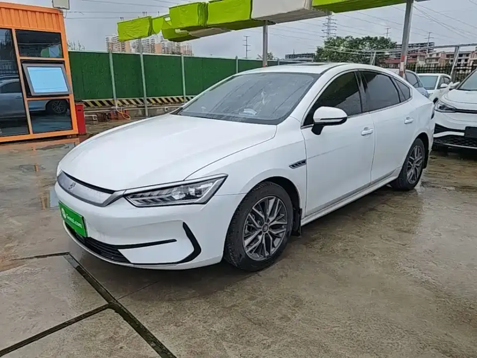 BYD Qin PLUS EV 500KM Luxury Model 2023