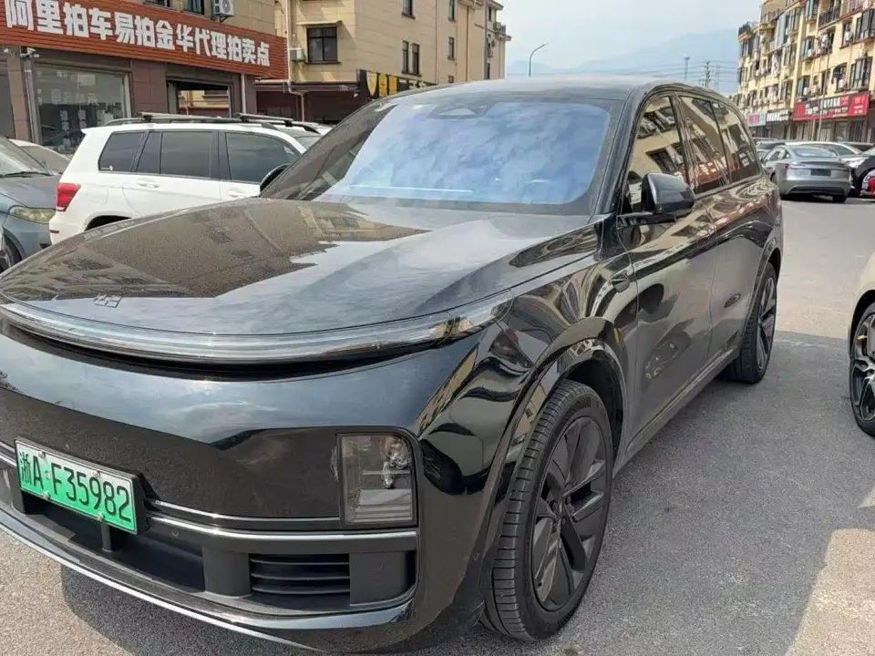 Li Auto Li Xiang L9 Model Pro 2024
