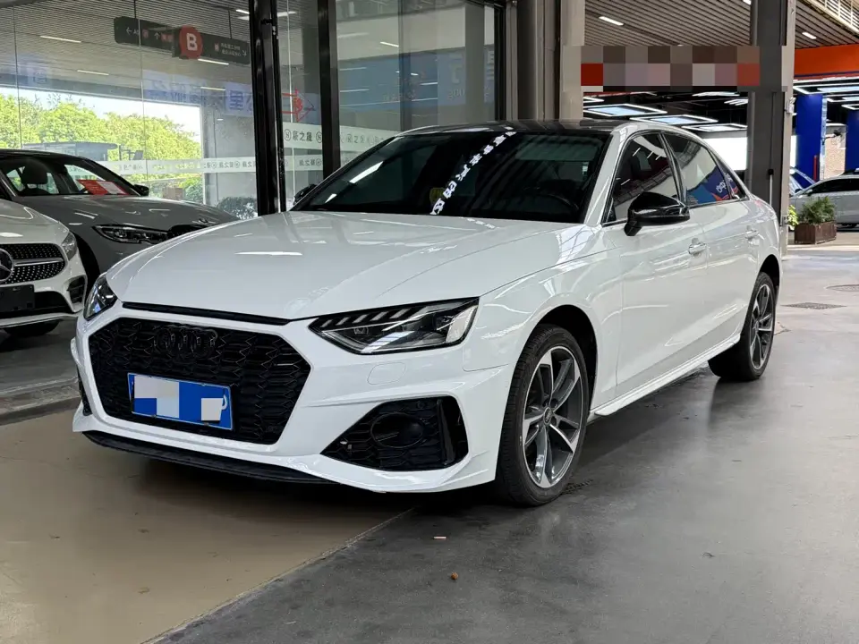 Audi A4L 40 TFSI Fashion Dynamic 2022