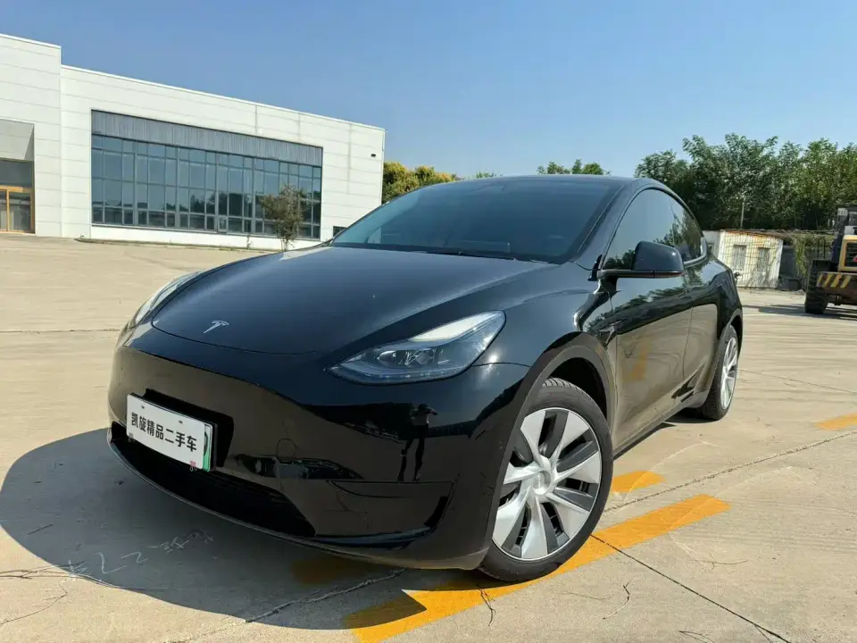 Tesla Model Y Rear-Wheel Drive Edition 2023