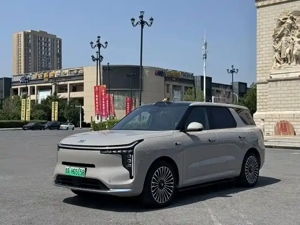 IM Motors IM LS8 Model Base Version 5-seater Long Range Edition 2026