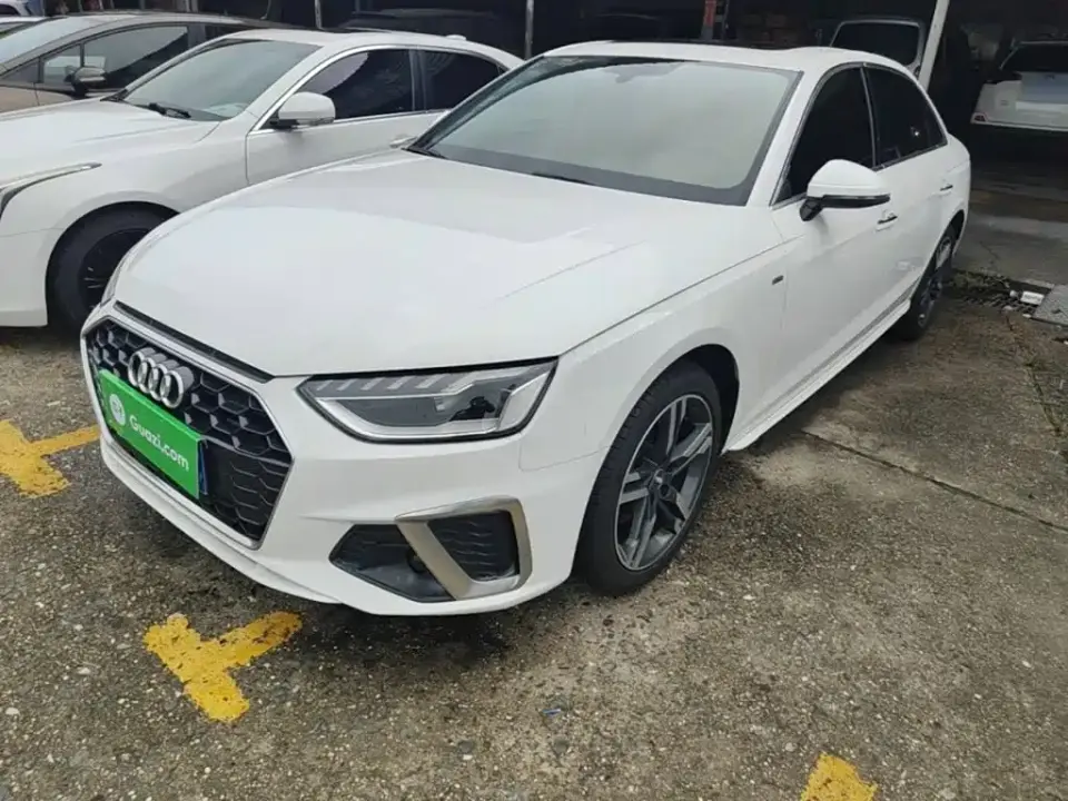 Audi A4L 40 TFSI Fashion Dynamic Edition 2021