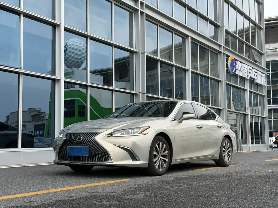 Lexus ES 200 Excellence Edition China V 2019