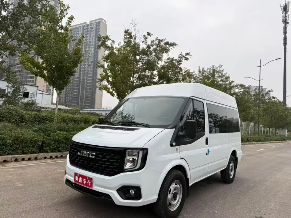 Jiangling JMC Fushun Model 2.0T 6MT Diesel Short Wheelbase Medium Roof Commercial MPV 5/6 Seats 2025