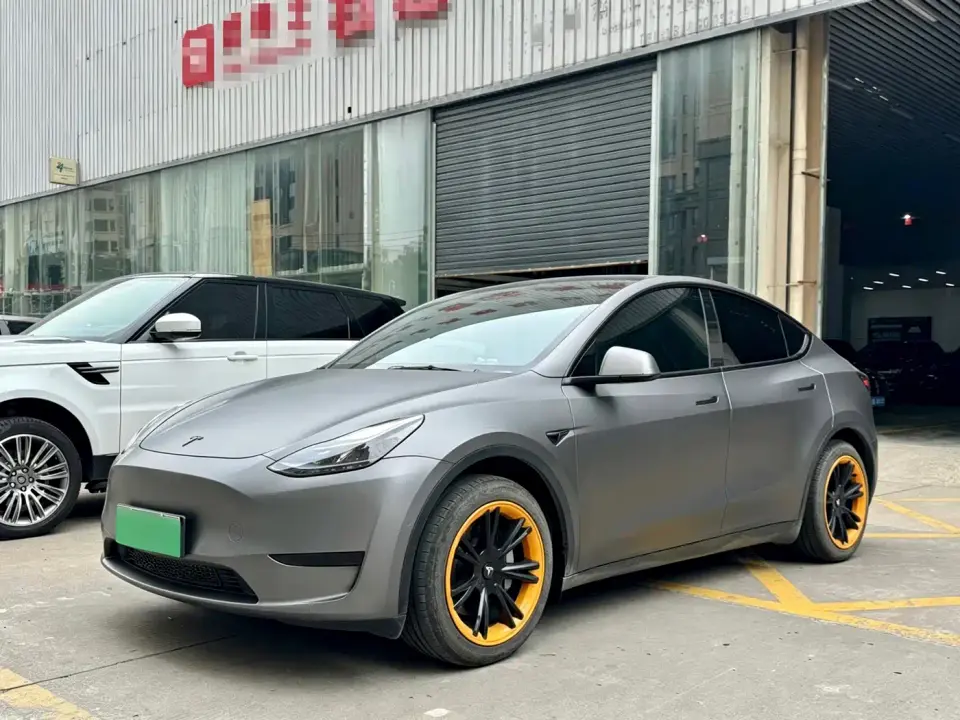 Tesla Model Y Rear-Wheel Drive Edition 2023
