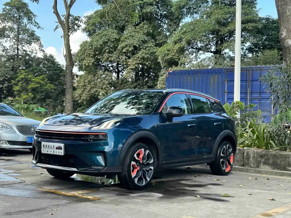 Lynk & Co 06 1.5T Halo 2021