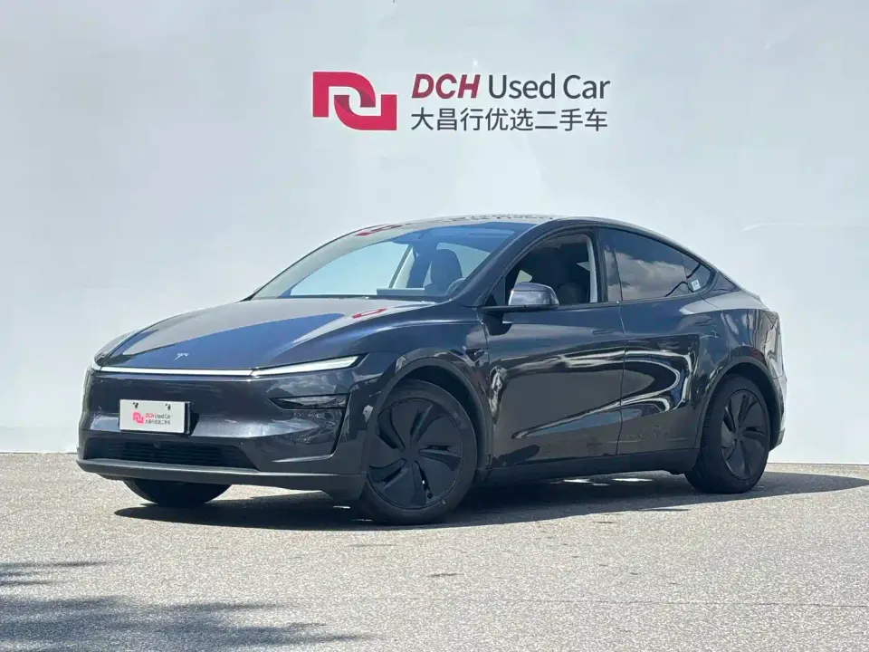 Tesla Model Y Rear-Wheel Drive 2025