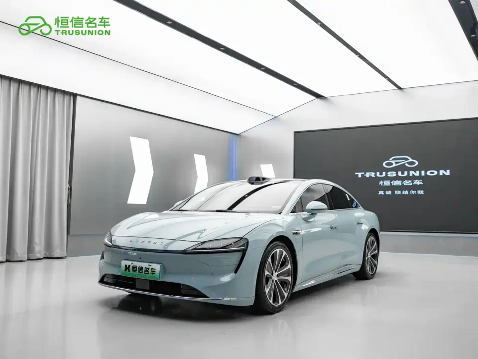 Zhijie S7 855km Max 2025