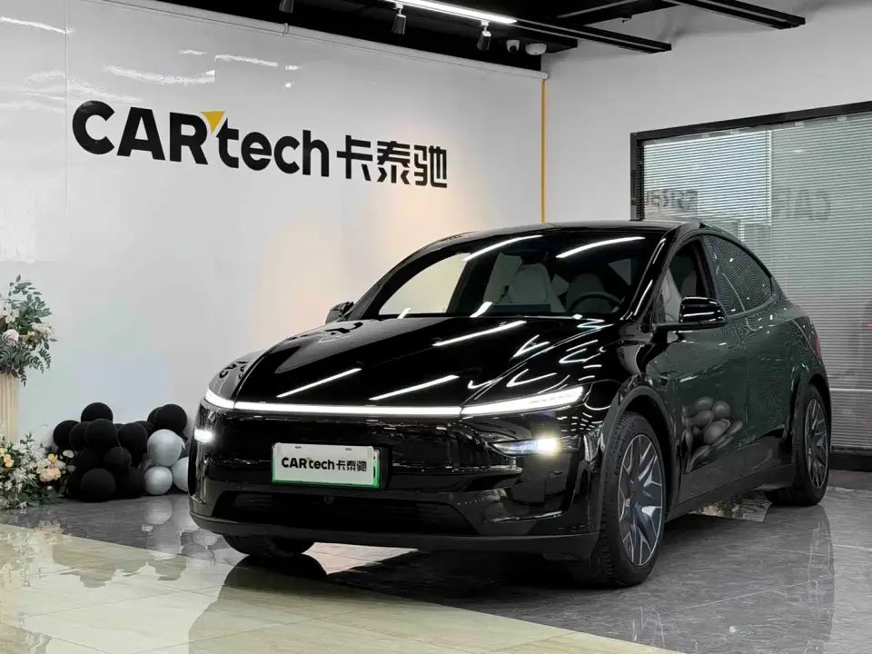Tesla Model Y L Facelift Long Range AWD 2026