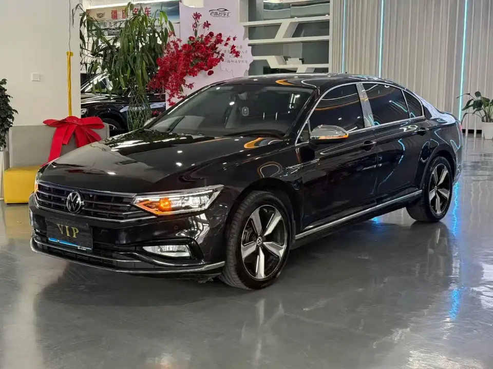 Volkswagen Magotan 2 Million Units Anniversary Edition 330TSI DSG Leading Type 2023