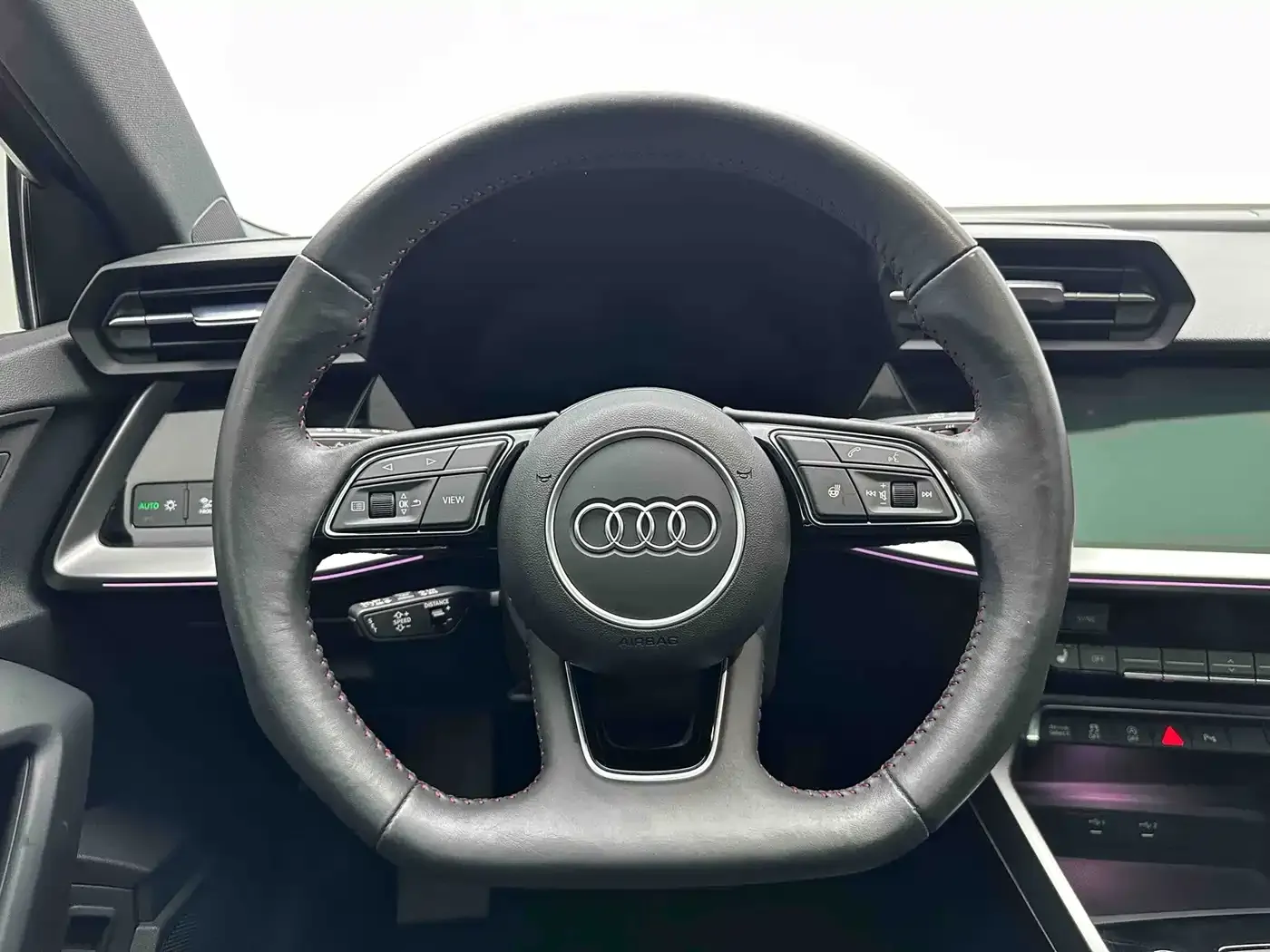 Audi A3 A3L Limousine 35 TFSI Luxury Sport 2023 — фото 17