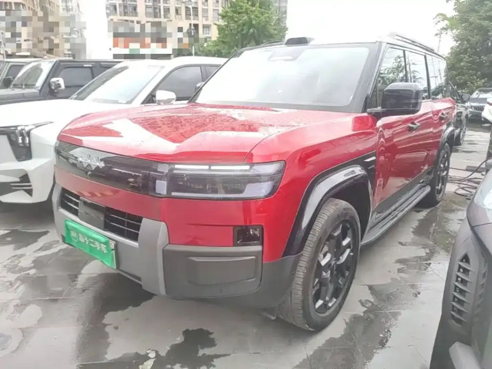 Fangchengbao Titanium 7 AWD Base Model 2025