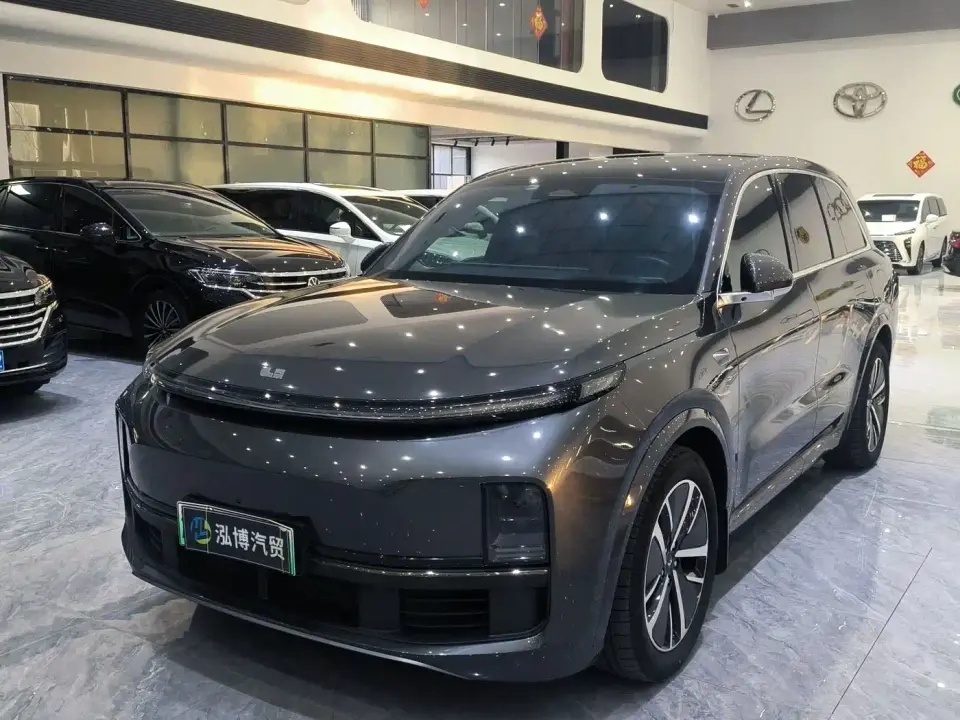 Li Auto Li L8 Pro 2025