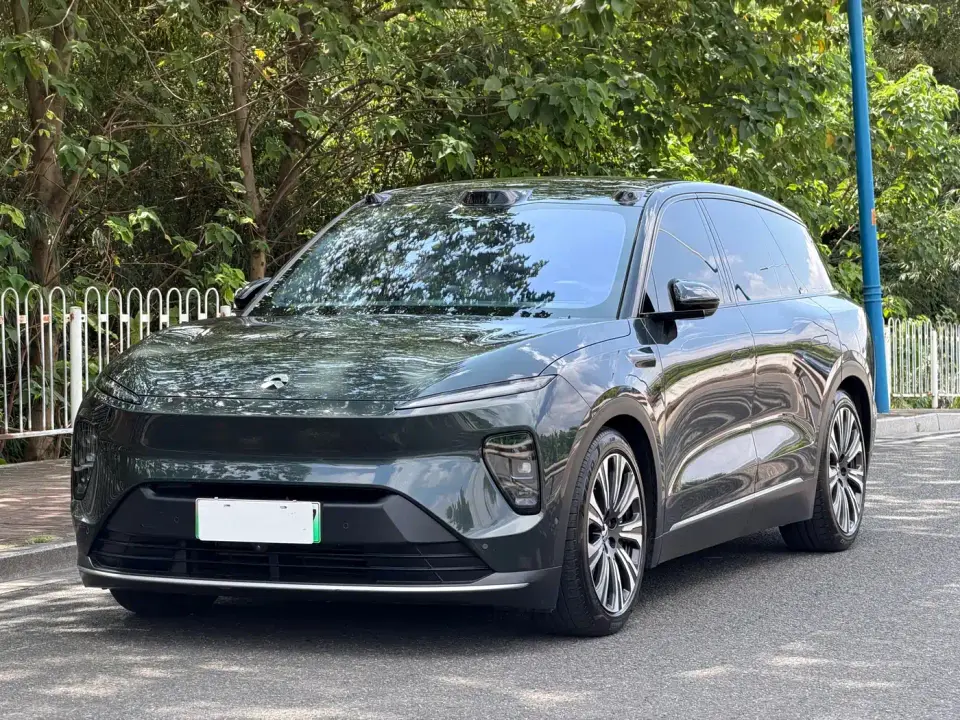 NIO ES8 100kWh Executive Edition 2023