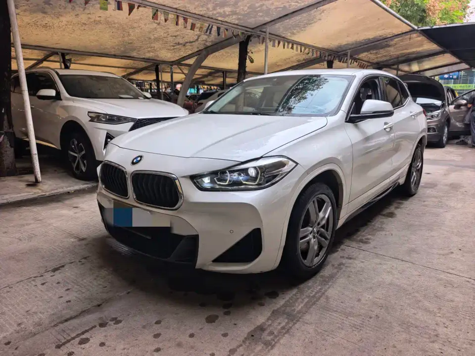BMW X2 sDrive25i Shadow Night Edition 2021