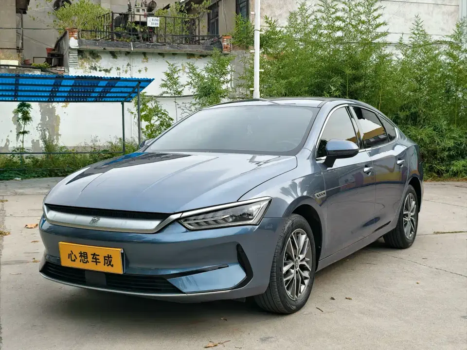 BYD Qin PLUS Glory Edition EV 420KM Leading 2024
