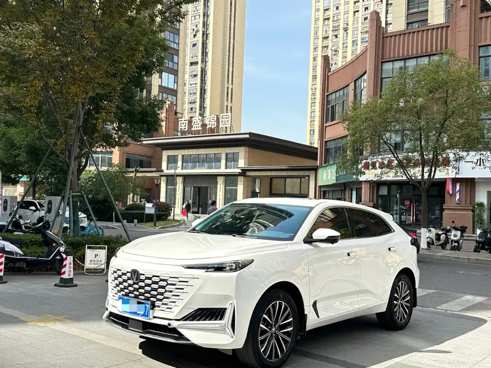 Changan UNI-K 2.0T 2WD Delight Edition 2023
