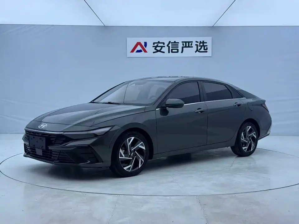 Hyundai Elantra Model 1.5L CVT LUX Premium Edition 2024
